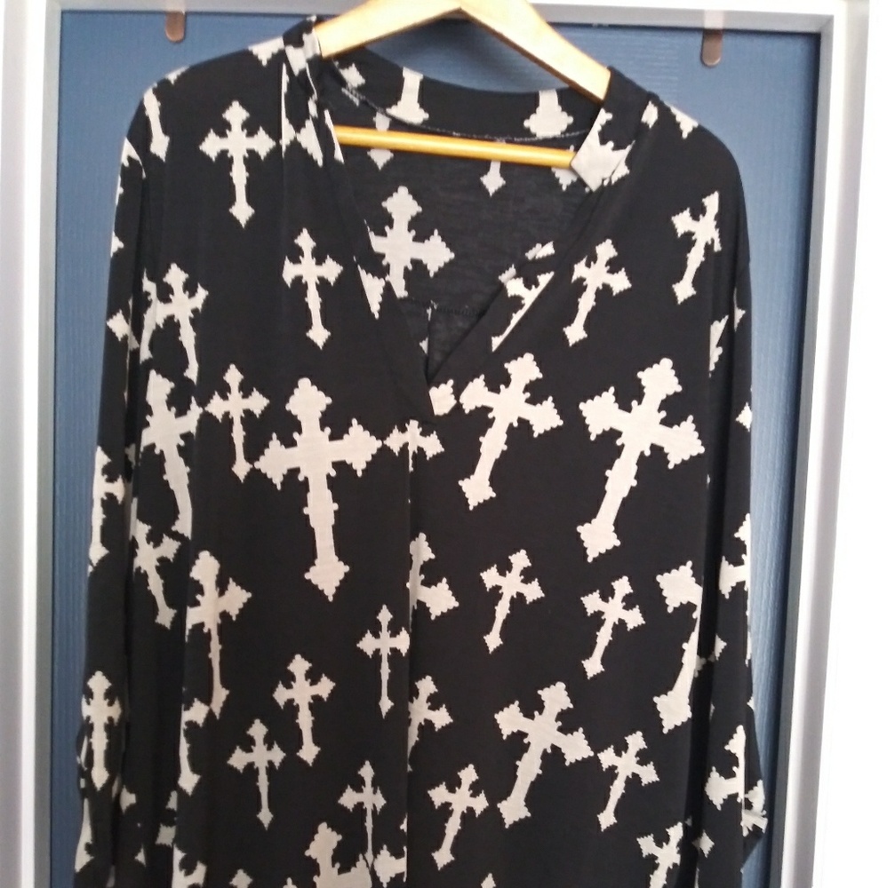 Cross blouse